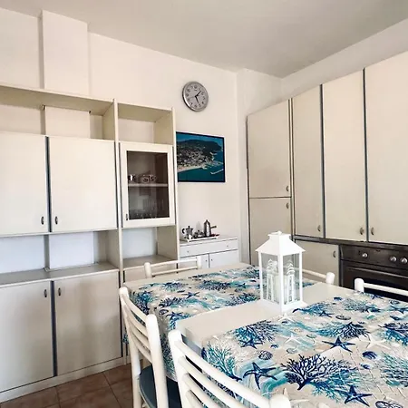 Apartman M410 - Marcelli, Comodo Trilocale Con Ampia Terrazza Marcelli