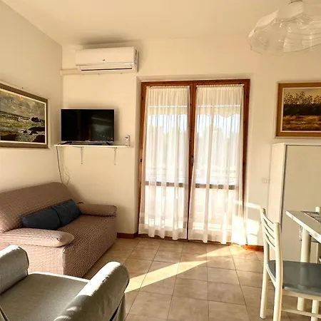 Apartman M410 - Marcelli, Comodo Trilocale Con Ampia Terrazza Marcelli